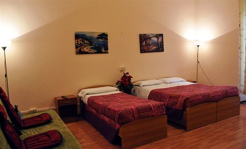Angela Roma Guest House Luaran gambar